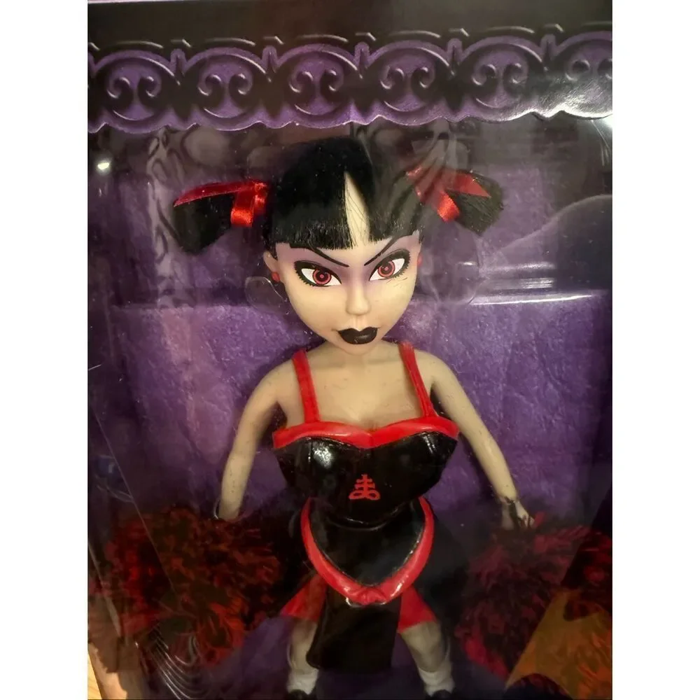 VINTAGE LIVING DEAD DOLLS FASHION VICTIMS 