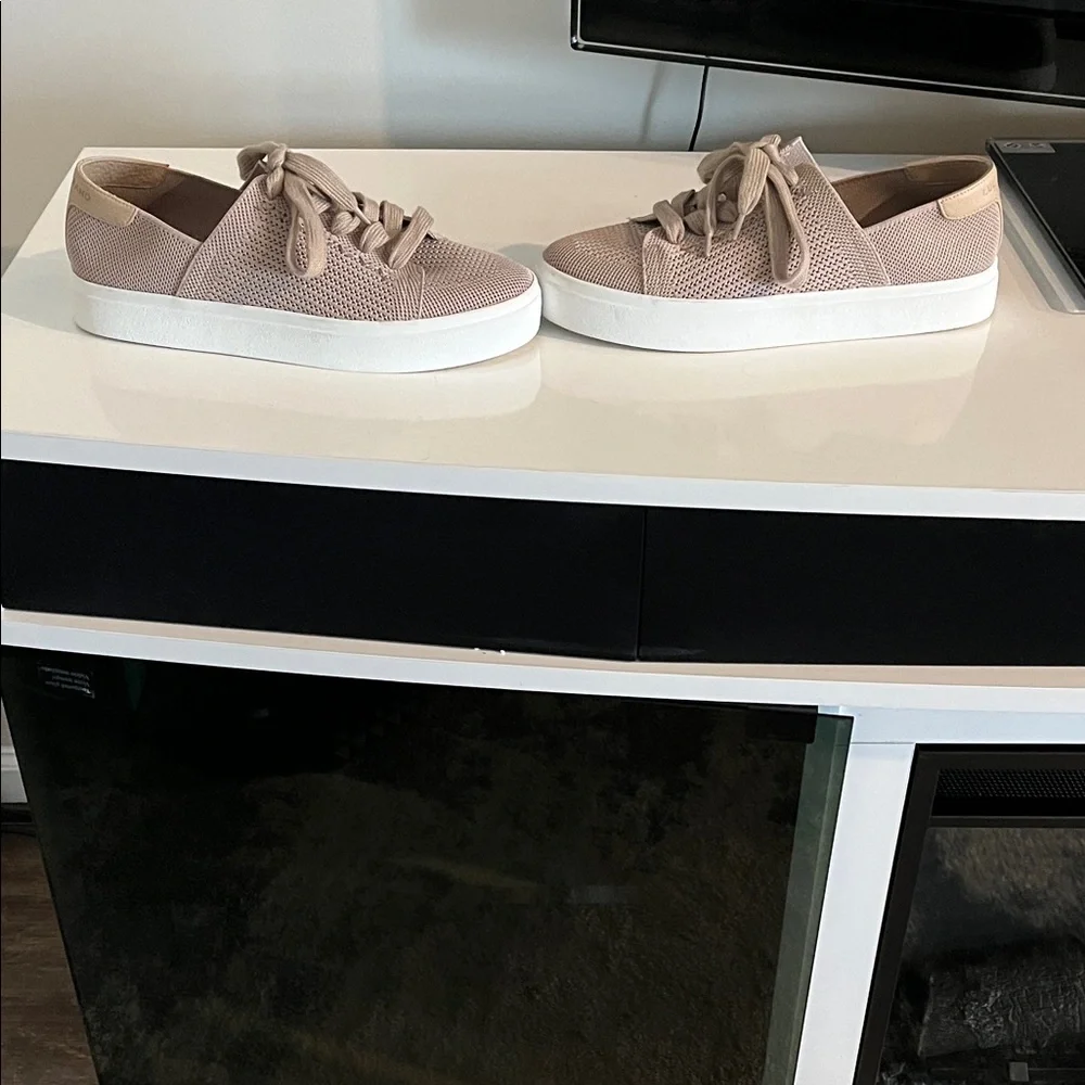 Lucky Brand breathable knit