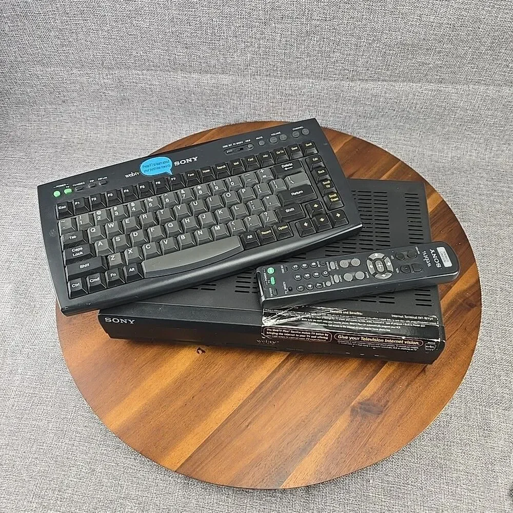 Vintage Sony INT-W250 Internet Terminal‎ WebTV w/ Keyboard No Cords Untested