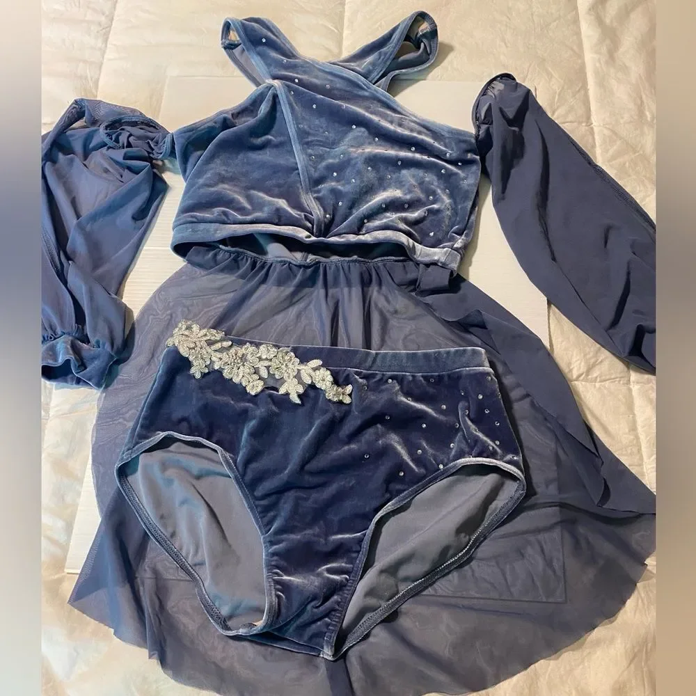 Weissman solo dance costume 2