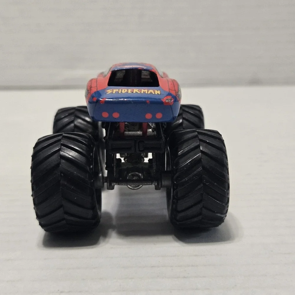 Hot Wheels has lot