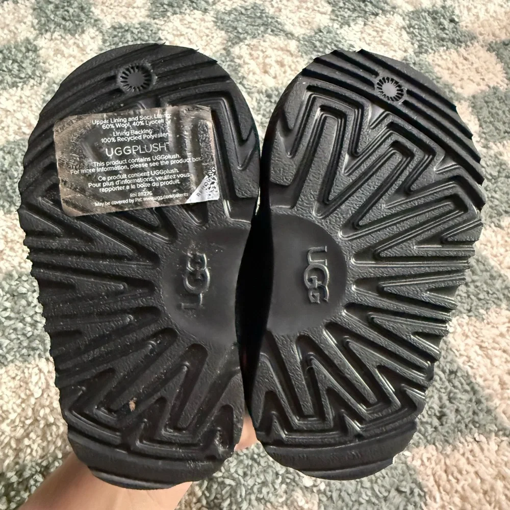UGG excellent preowned