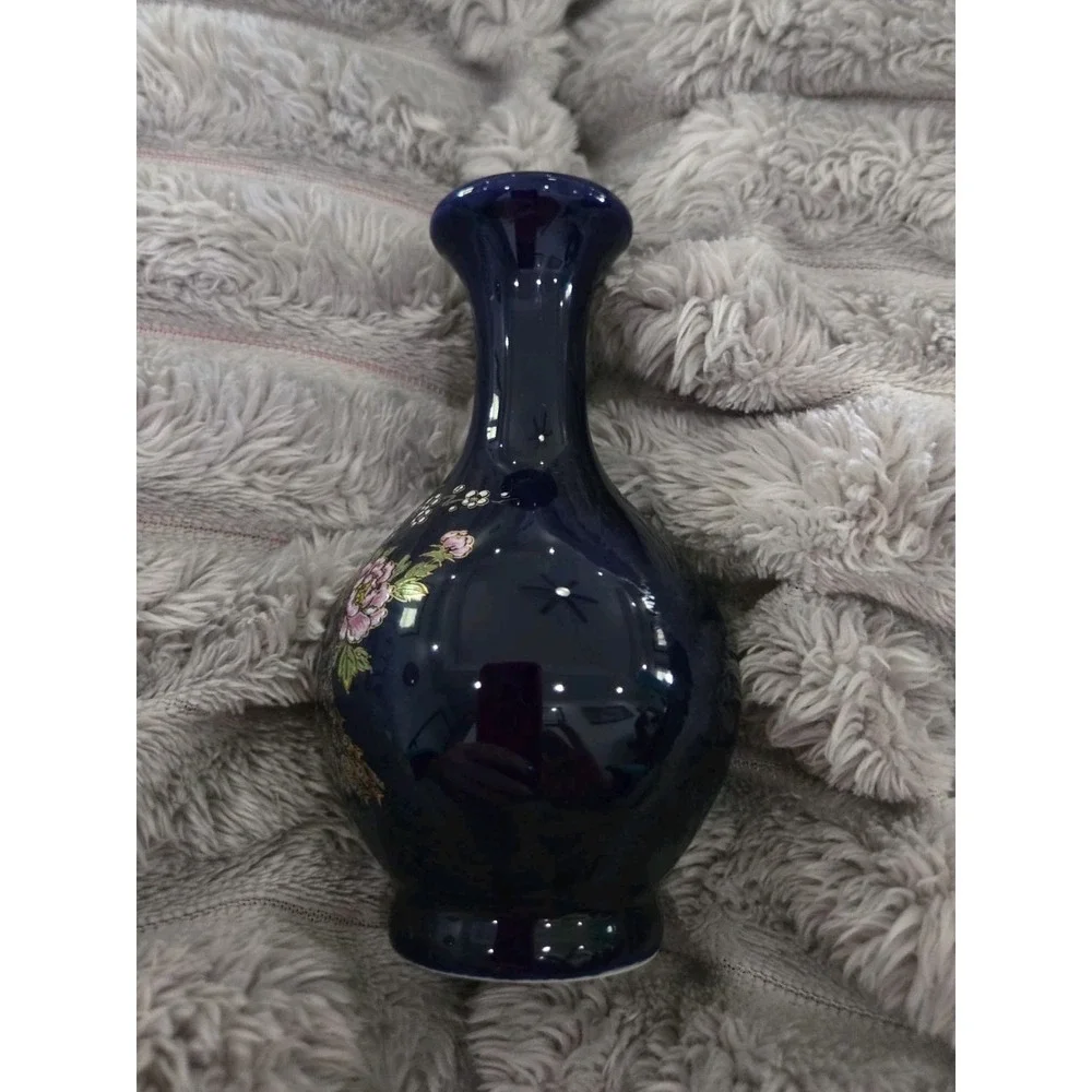 VTG Small Floral Vase 4