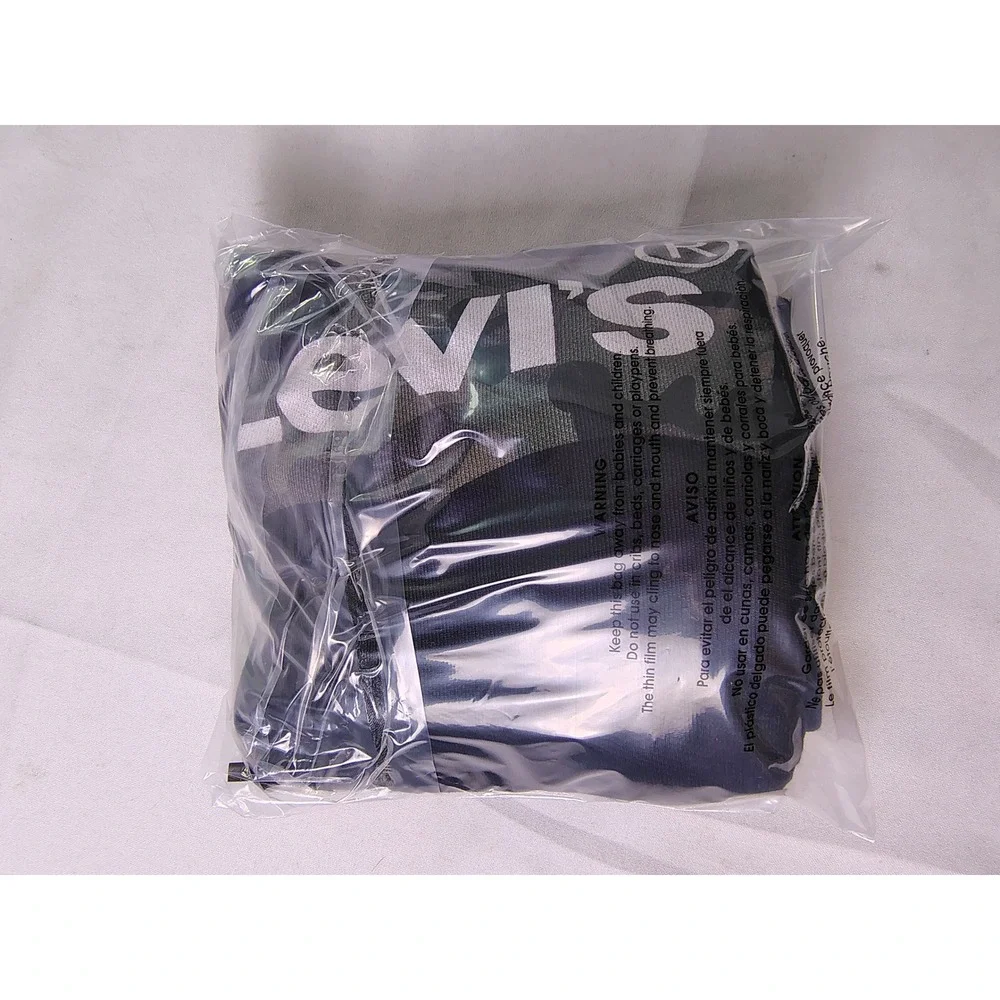 Levis Mens Sweatshirt Black Camo Batwing Logo Graphic Pullover Fleece Crewneck M
