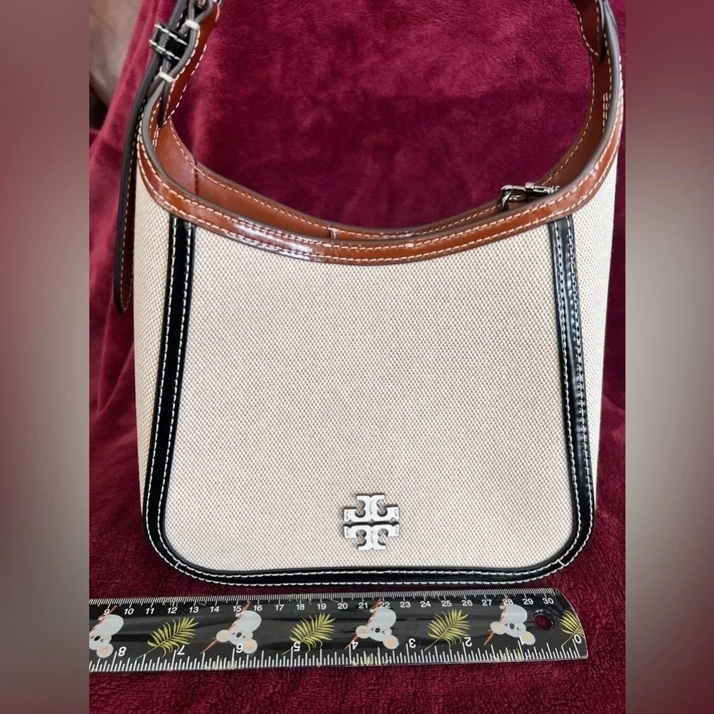 Tory Burch tory burch