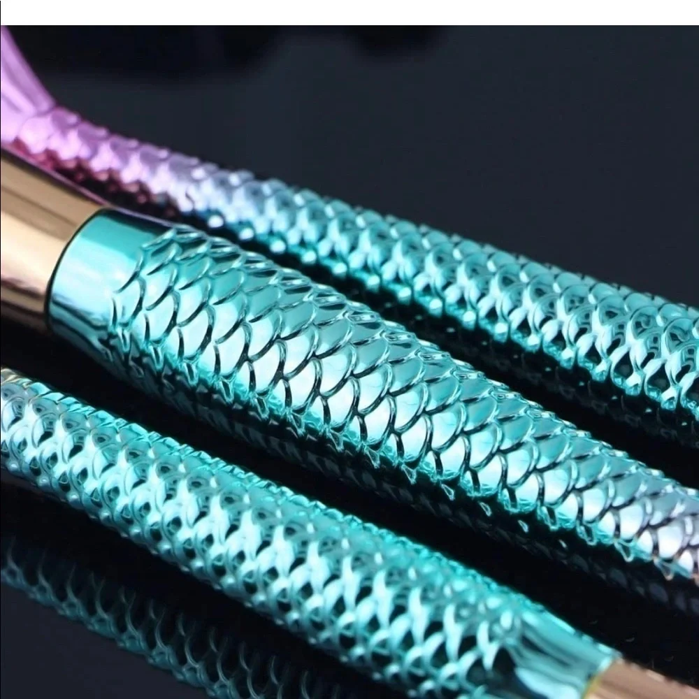 N/A mermaid makeup