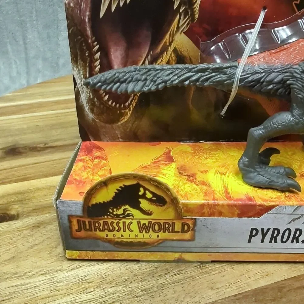Jurassic‎ World Dominion Pyroraptor Extreme Damage Dino Mattel 2021