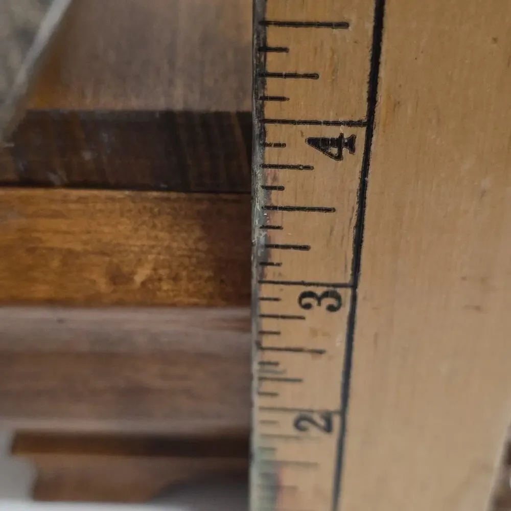 Vintage America elegant wooden