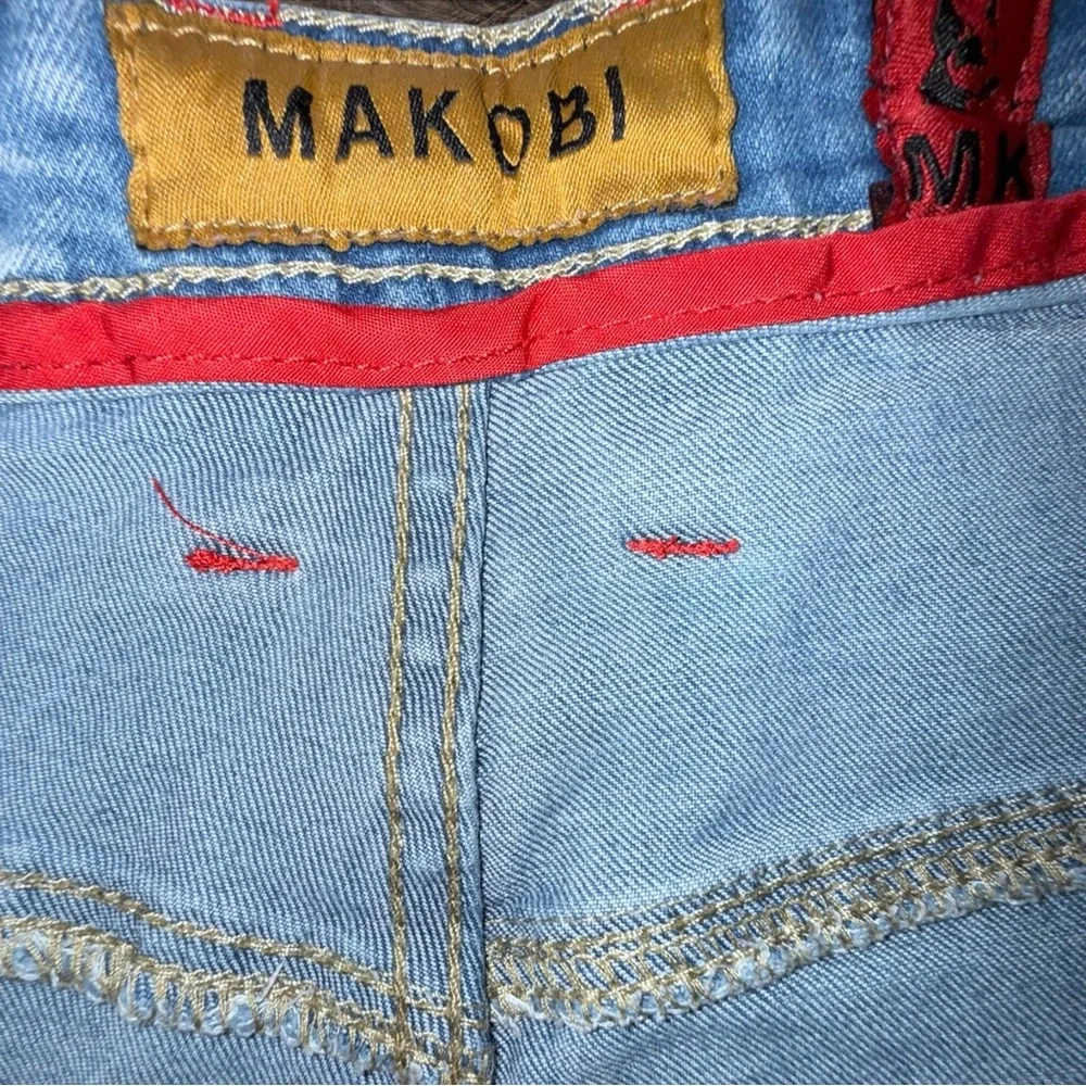 Makobi great overall