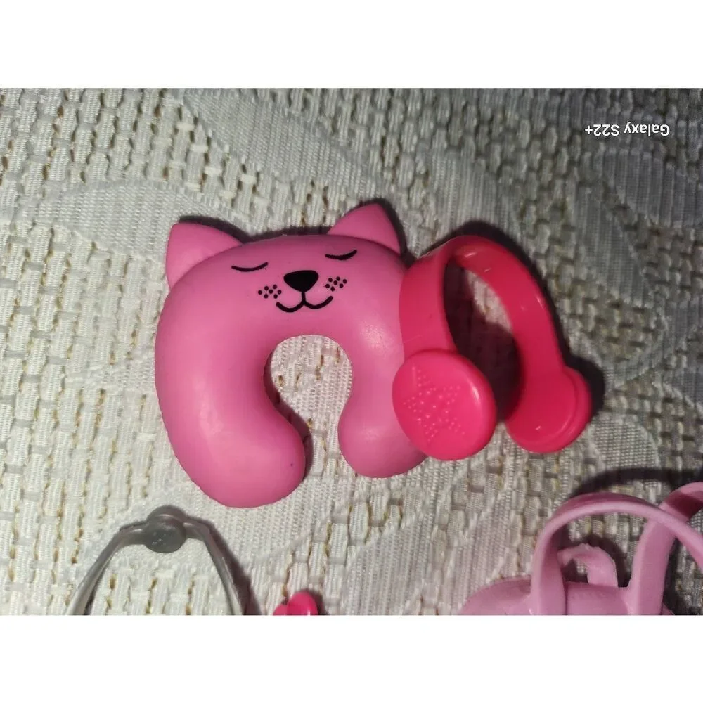 Barbie airport accessories