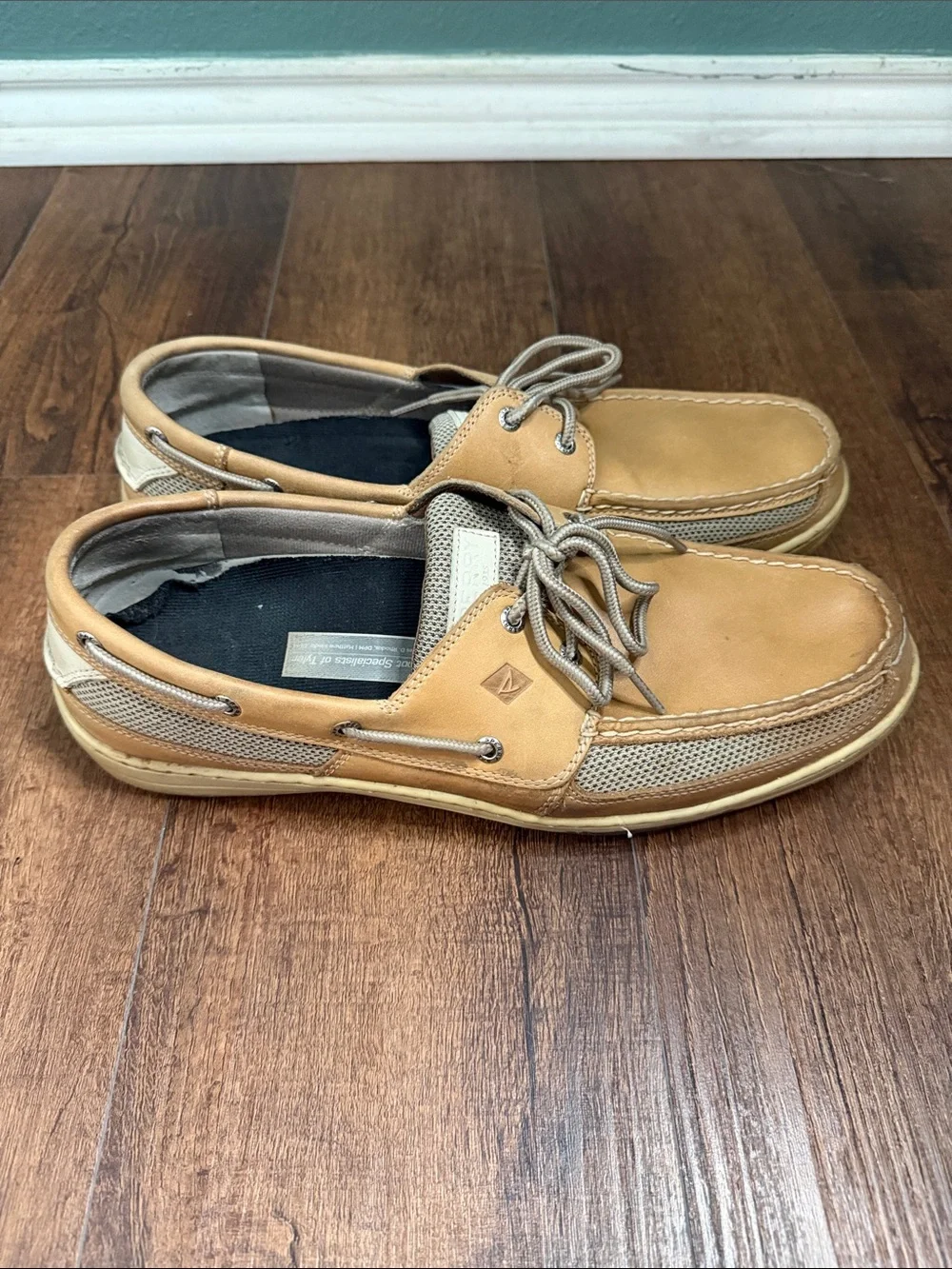 Sperry stitching boat