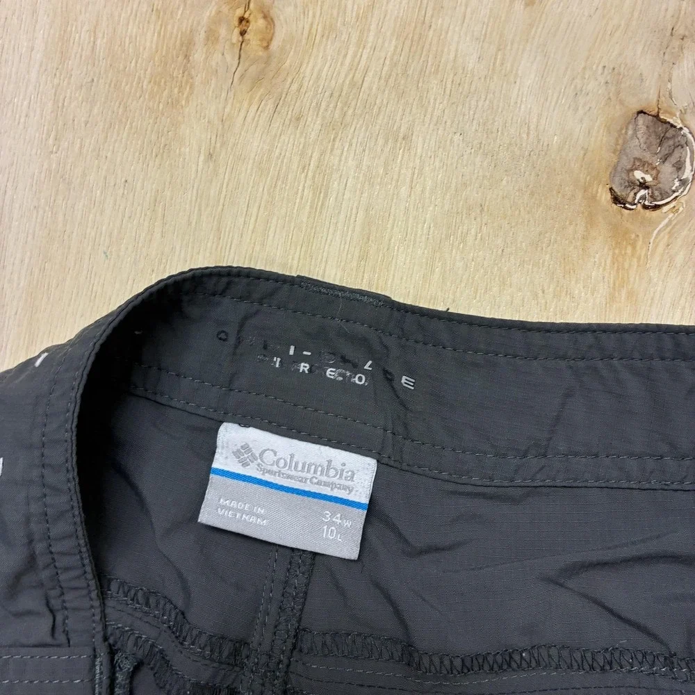 Columbia cargo shorts