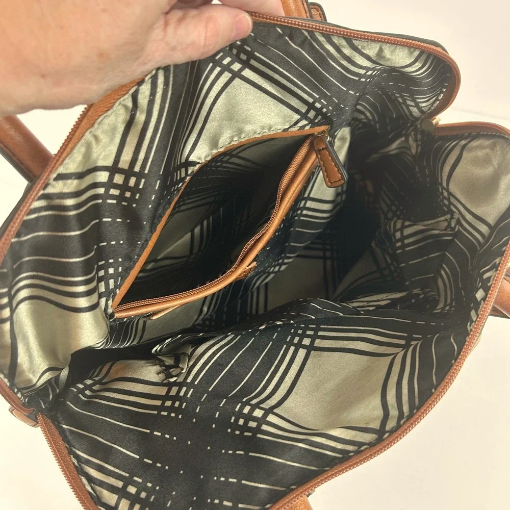London Fog Red Ostrich Embossed Satchel Handbag Tan‎ Trim Gold Hardware