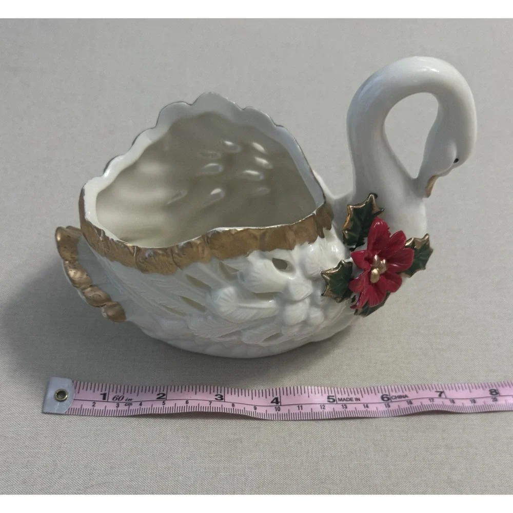 Swan beautiful vintage