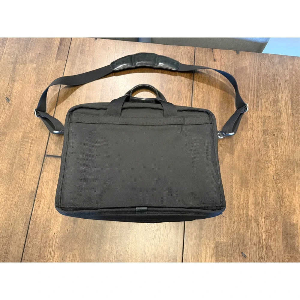 Tumi Alpha Black Ballistic Nylon Expandable Briefcase Laptop Bag‎ Travel Office