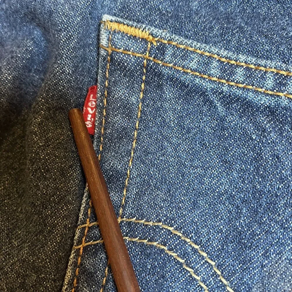 Levis 505 Jeans‎ Mens 30x30 (tagged 31x32) Regular Fit Straight Leg Dark Wash