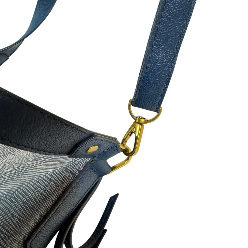 Fossil‎ Amelia Hobo Shoulder Bag Cow Hide Leather Twilight Blue Gold Hardware