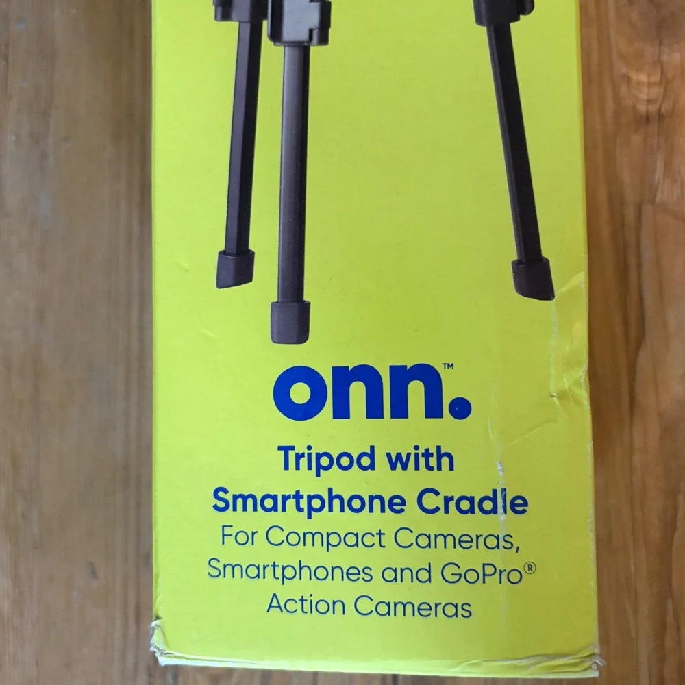 Onn. onn tripod