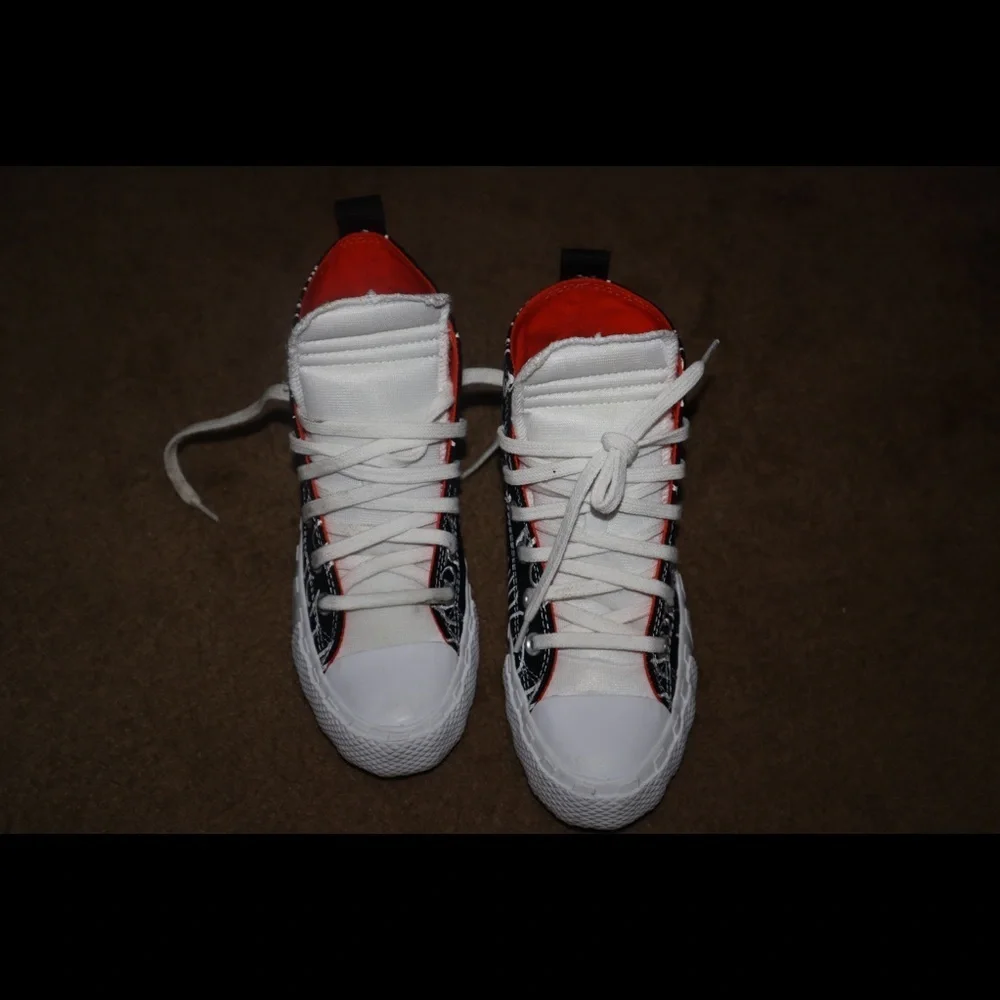 Converse size