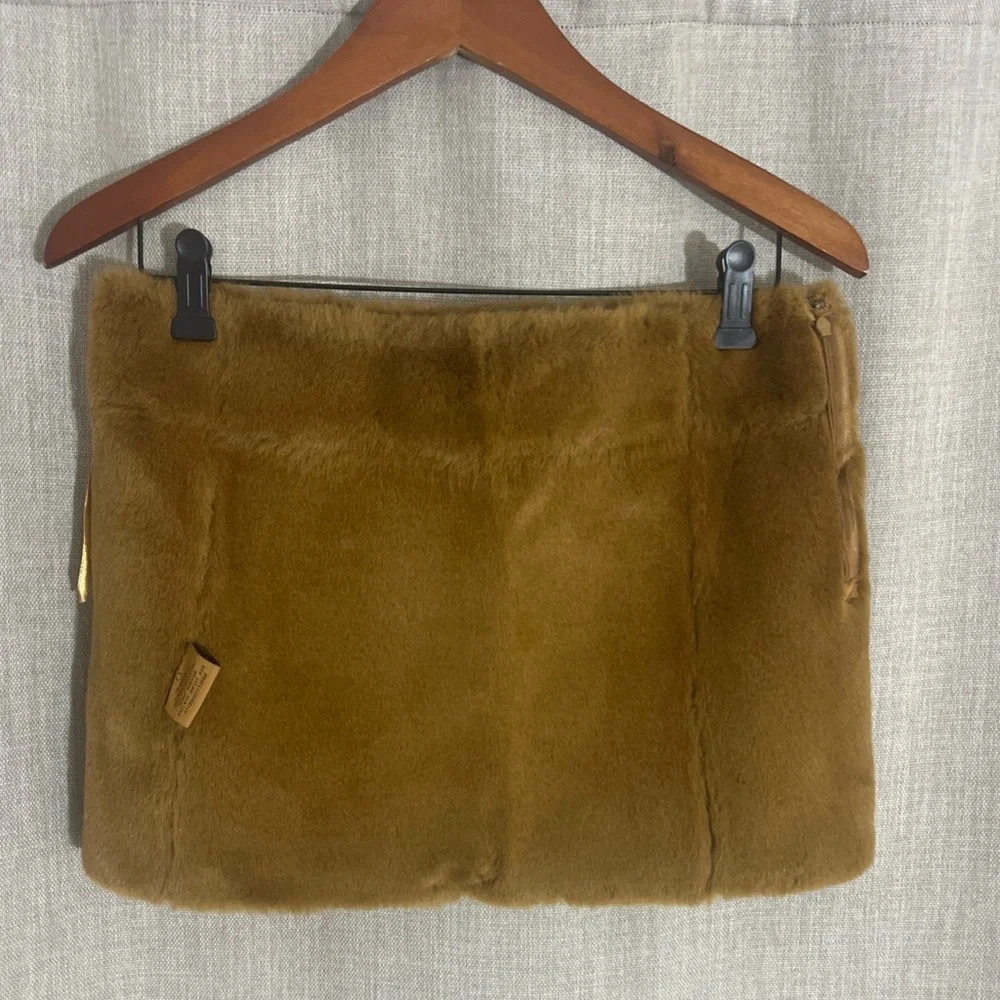 UGG beautiful mini
