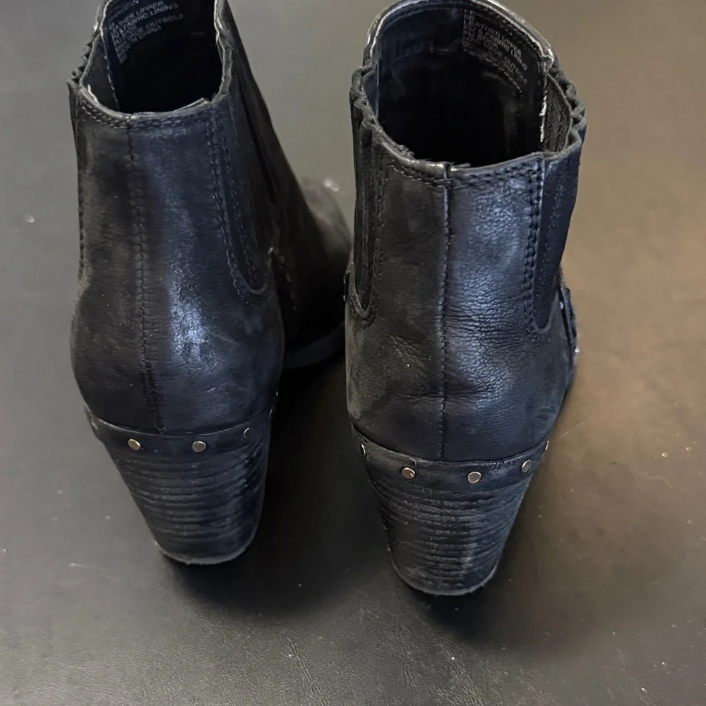 Steve Madden stylish black