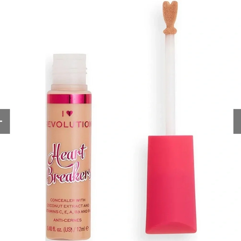 Makeup Revolution brighten conceal