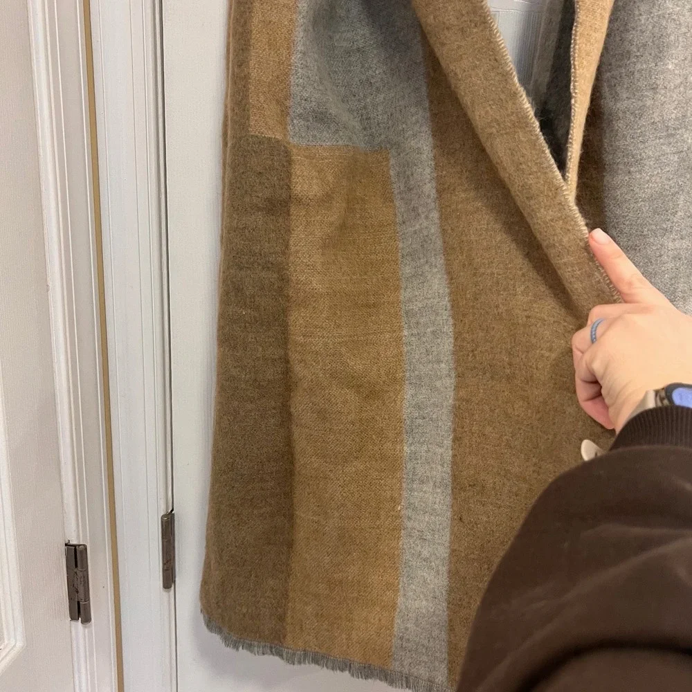 ZARA Women's‎ Oversized Blanket Scarf