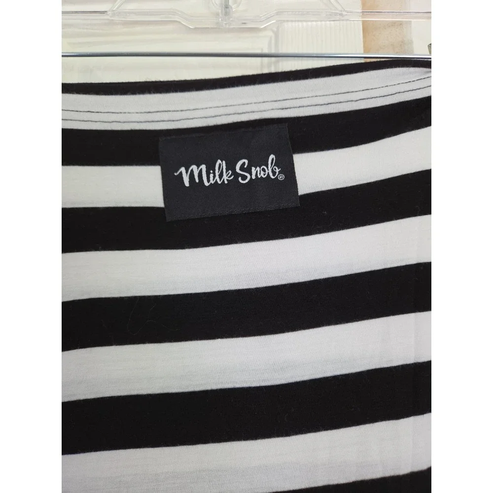 Milk Snob Nursing Black And White Cover And Car Seat Cover. Gently Used