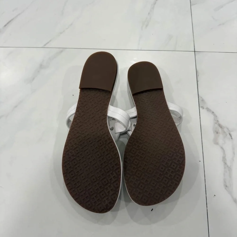 Tory Burch out can’t