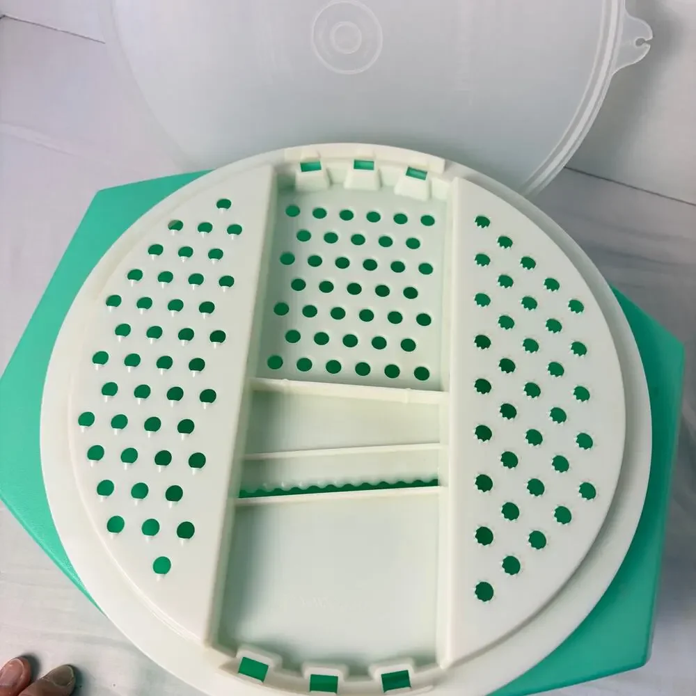 Tupperware vtg jadeite