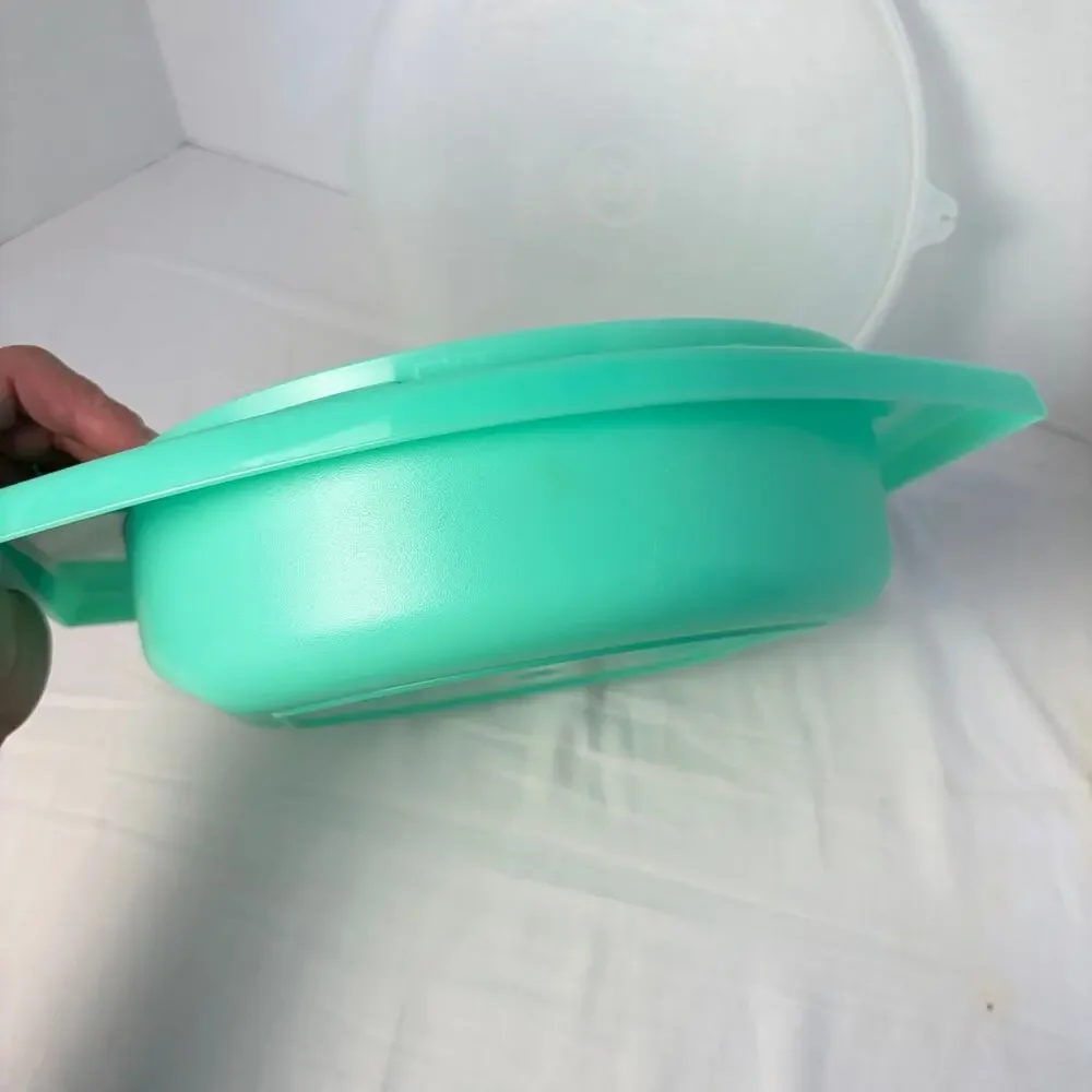 Tupperware vtg jadeite