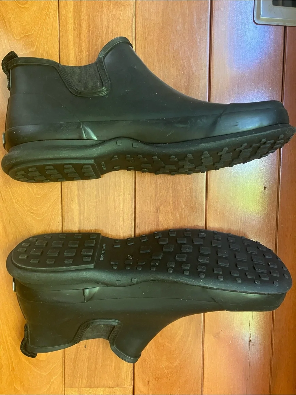 Eddie Bauer wear boots sleek