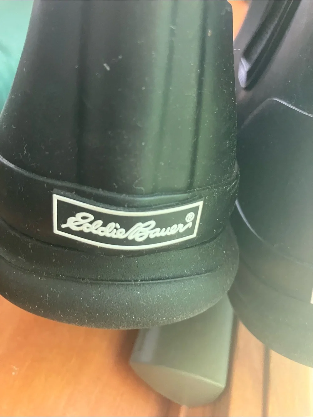 Eddie Bauer design chelsea durable