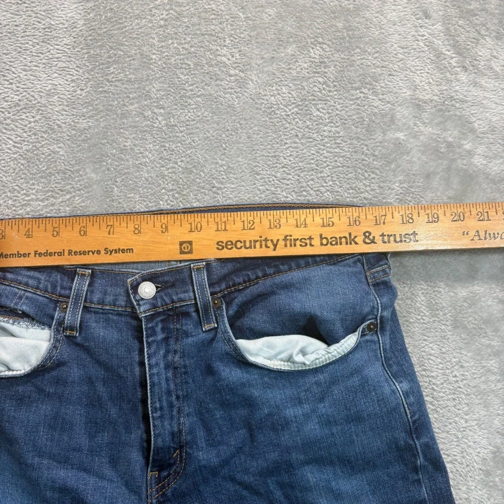 Levi's 559 Relaxed Straight Jeans Mens 34x32 Medium Wash Blue Denim Classic Fit