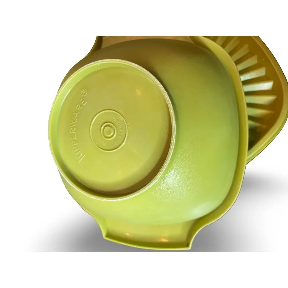 Tupperware classic avocado