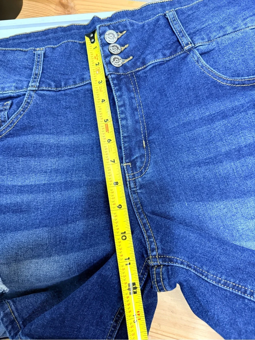 High-Waist Curvy Dark Blue Denim Shorts