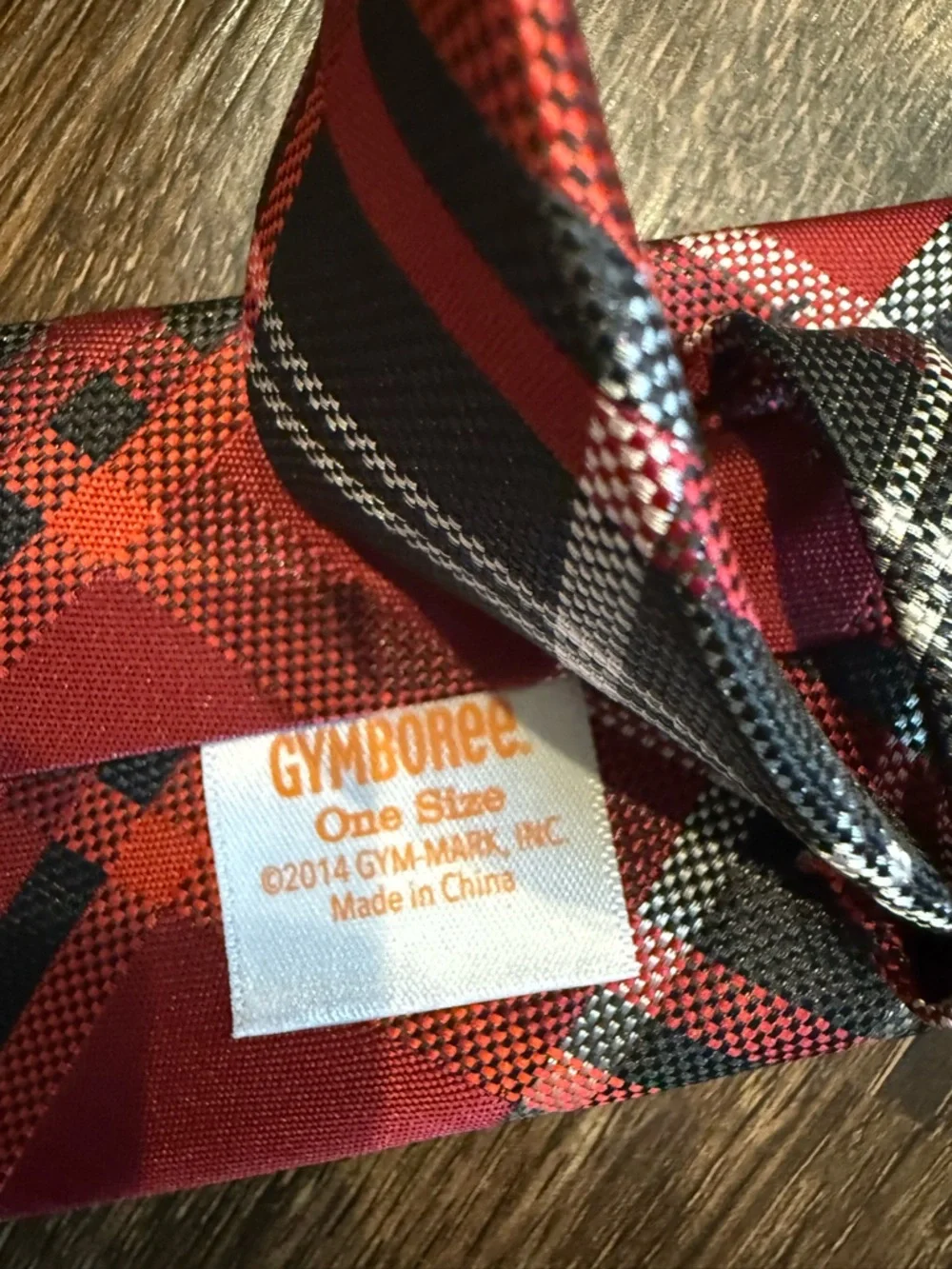 Gymboree Red and Black Plaid Pre-Tied Necktie, boys one size.