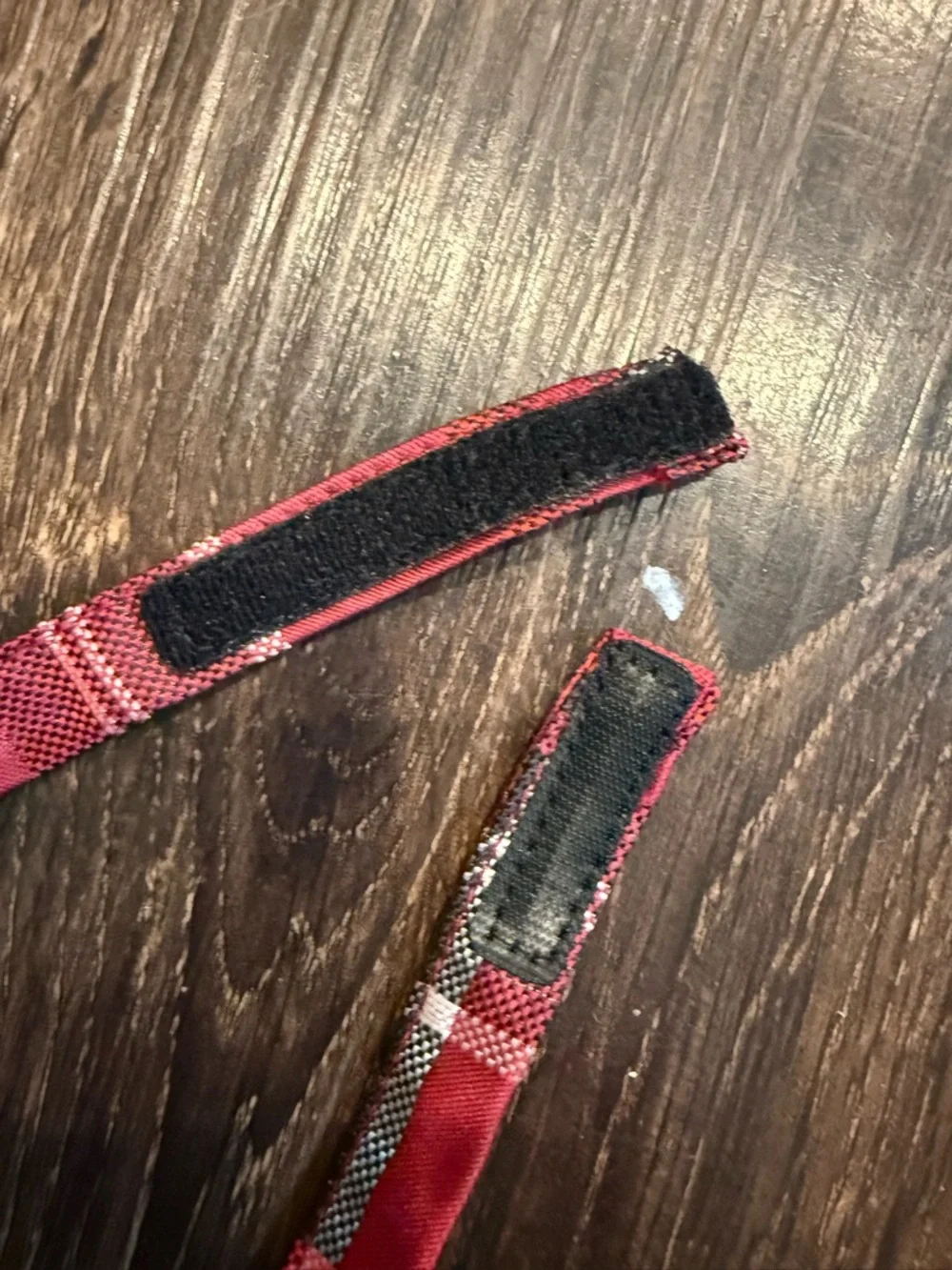 Gymboree Red and Black Plaid Pre-Tied Necktie, boys one size.