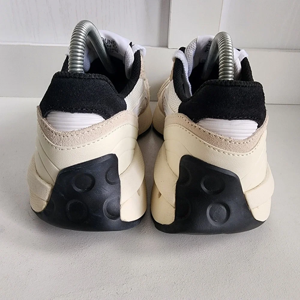 Asics jogger x81