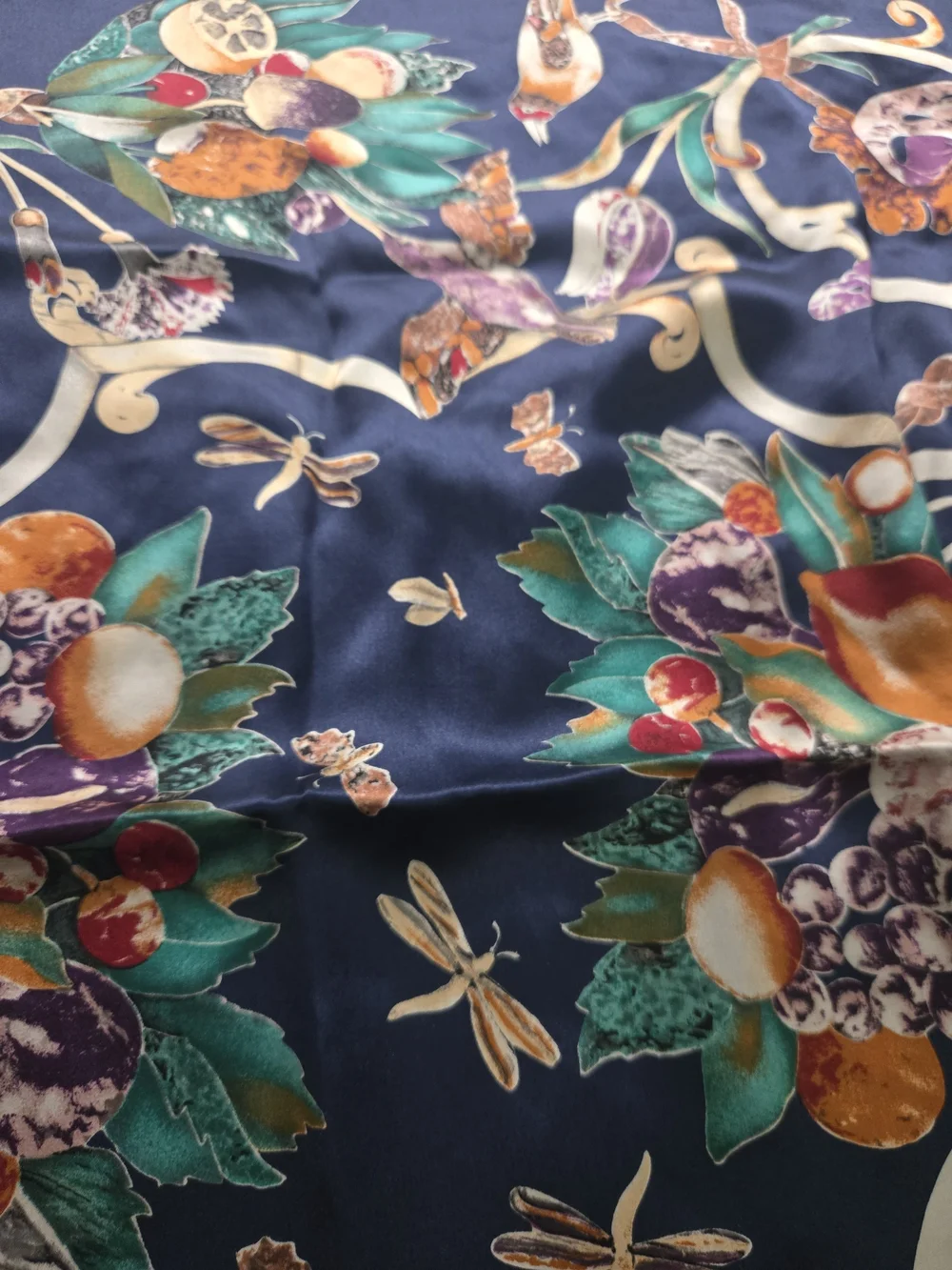 Anne Klein fruit accessory motifs