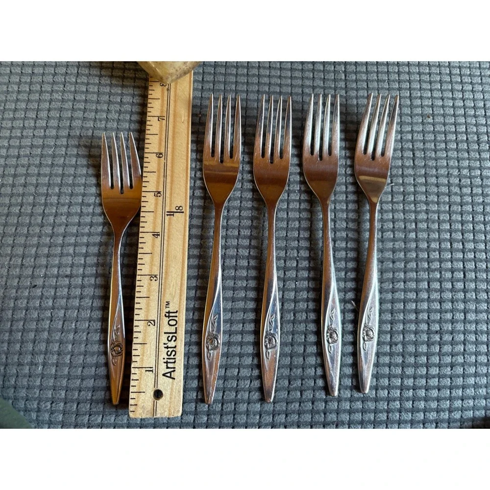 Oneida Lasting Rose Flatware Set 5pc Oneidacraft Stainless Forks MCM Floral