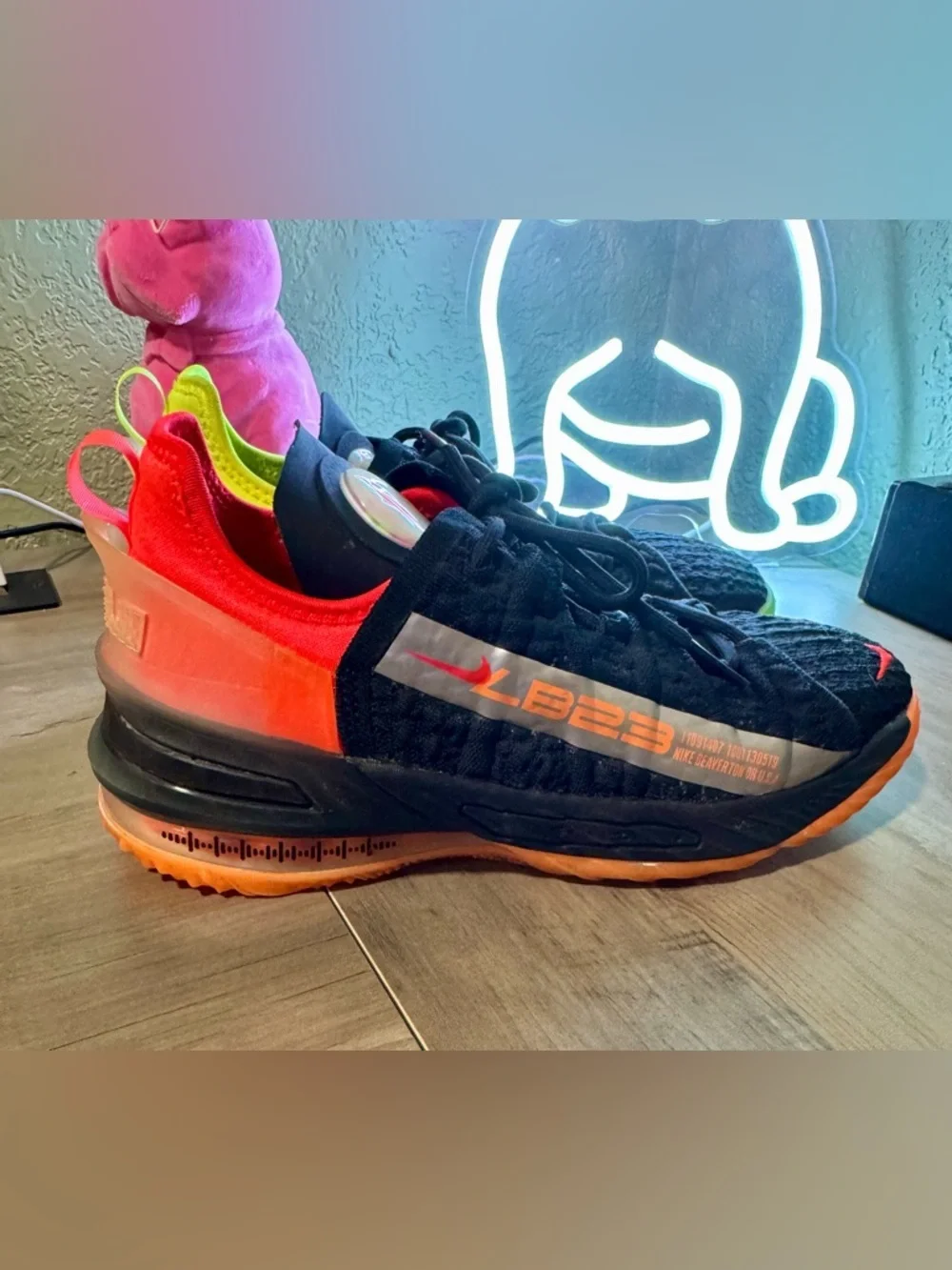 Nike LeBron 18 basketball shoes Black Crimson Bolt Colorway size 5Y Kids