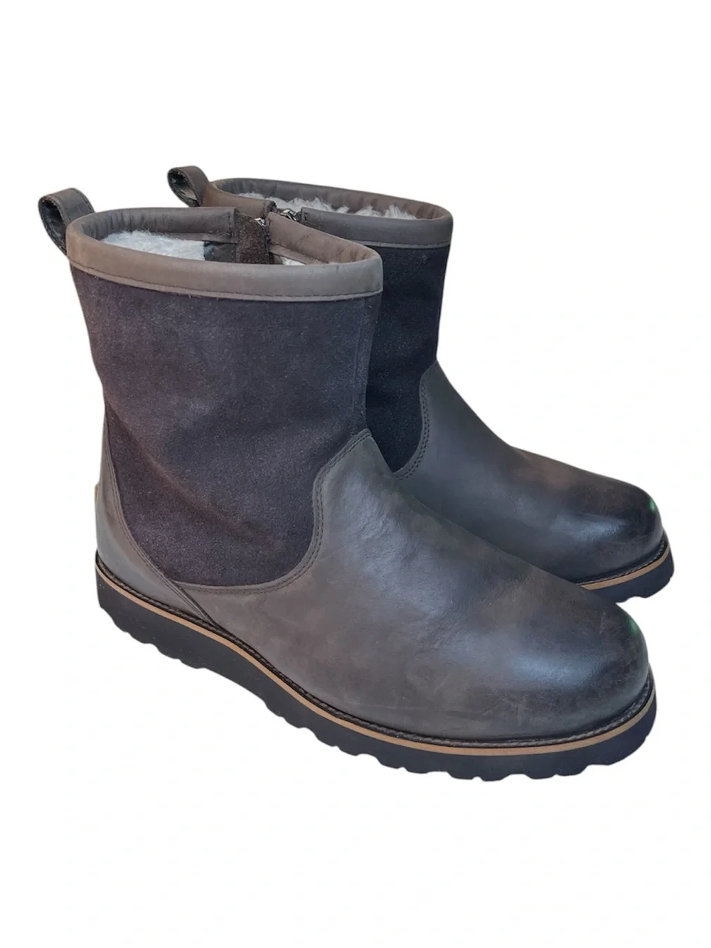 UGG hendren tl