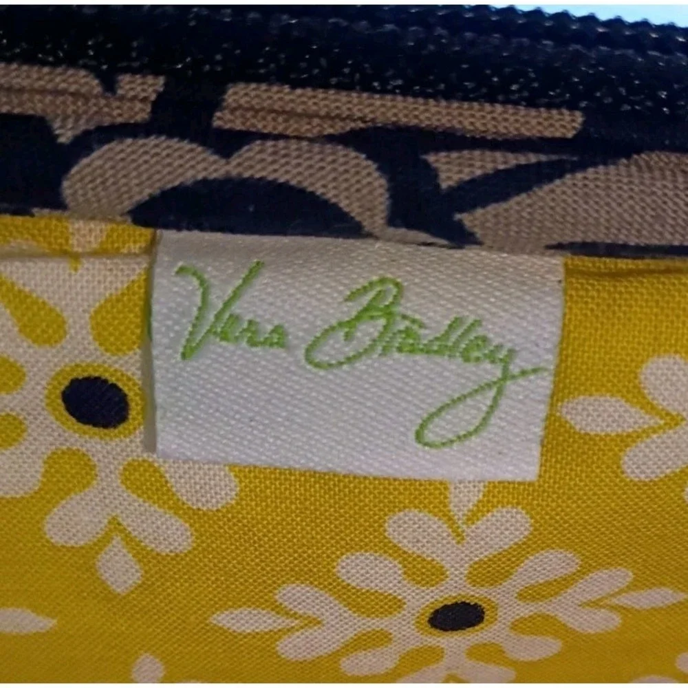 Vera Bradley personalize tablets feature