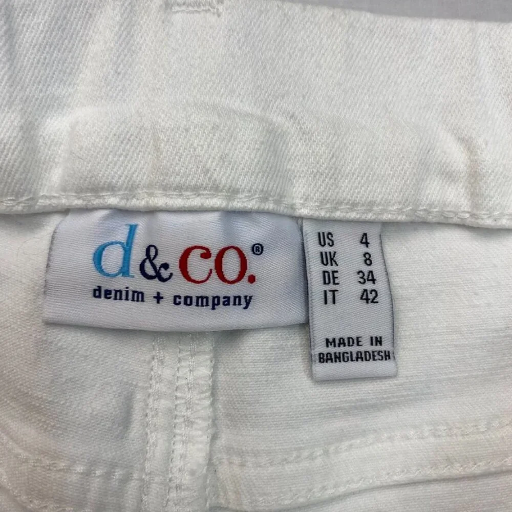 Denim & Co White High Rise Crop Jeans Raw Frayed Hem Size 4