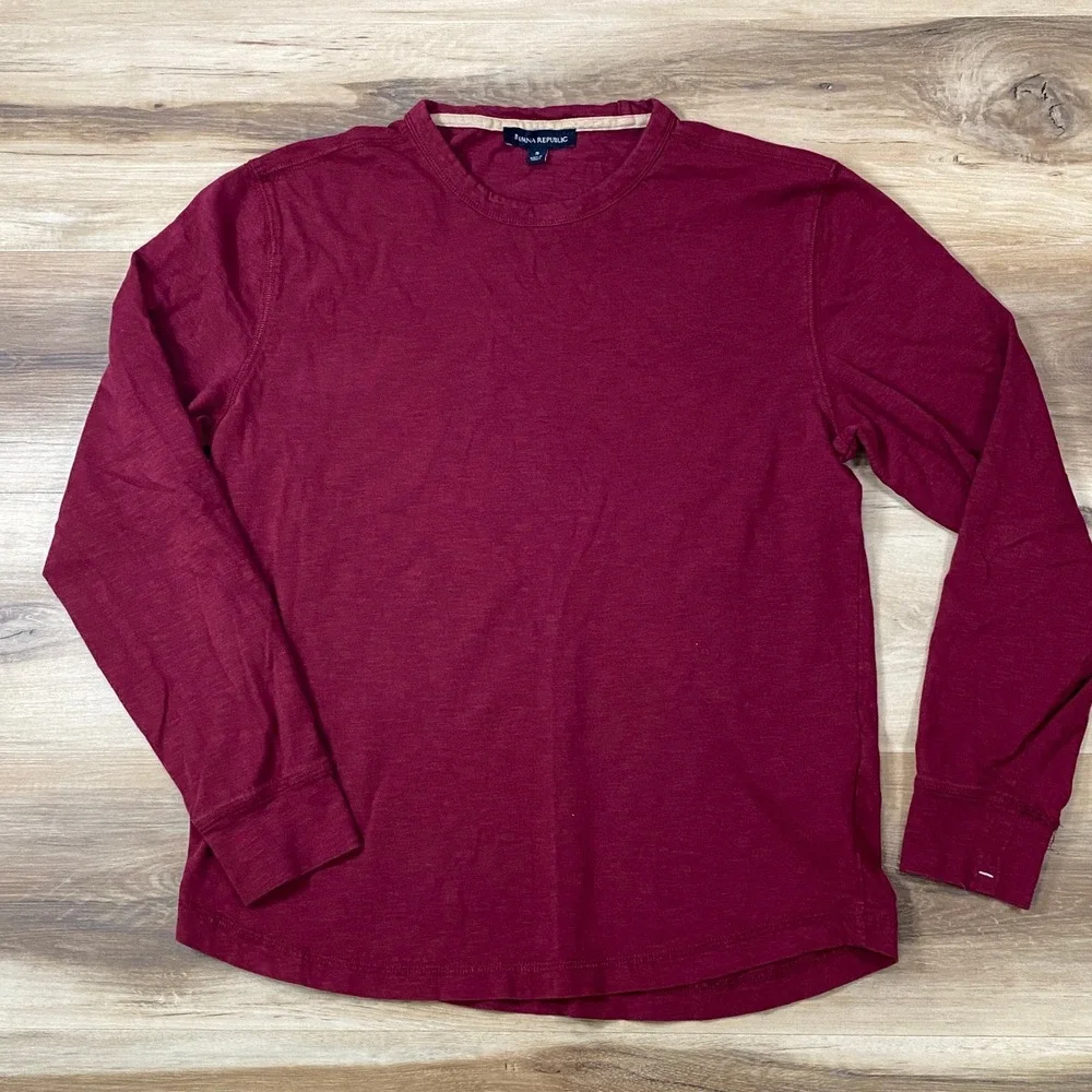 Banana Republic Slub Crew Neck Shirt Men Small Minimalist 100% Cotton Burgundy