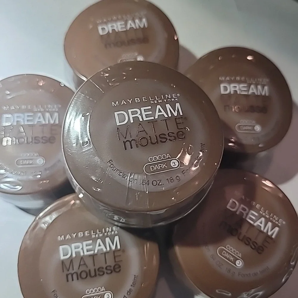 Maybelline Dream Matte Mousse Foundation COCOA Dark‎ 3 .64oz NEW SEALED