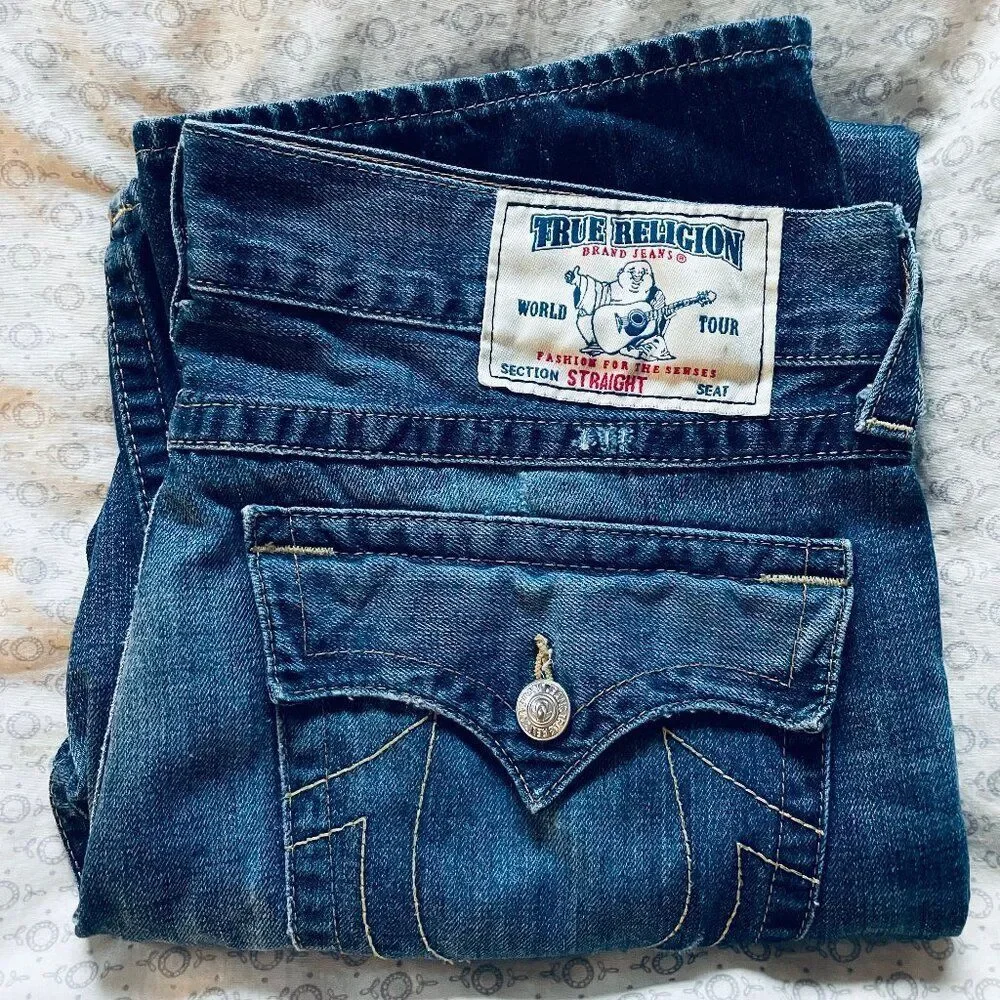 TRUE RELIGION STRAIGHT LEG MED WASH FLAP POCKET JEANS Sz 36