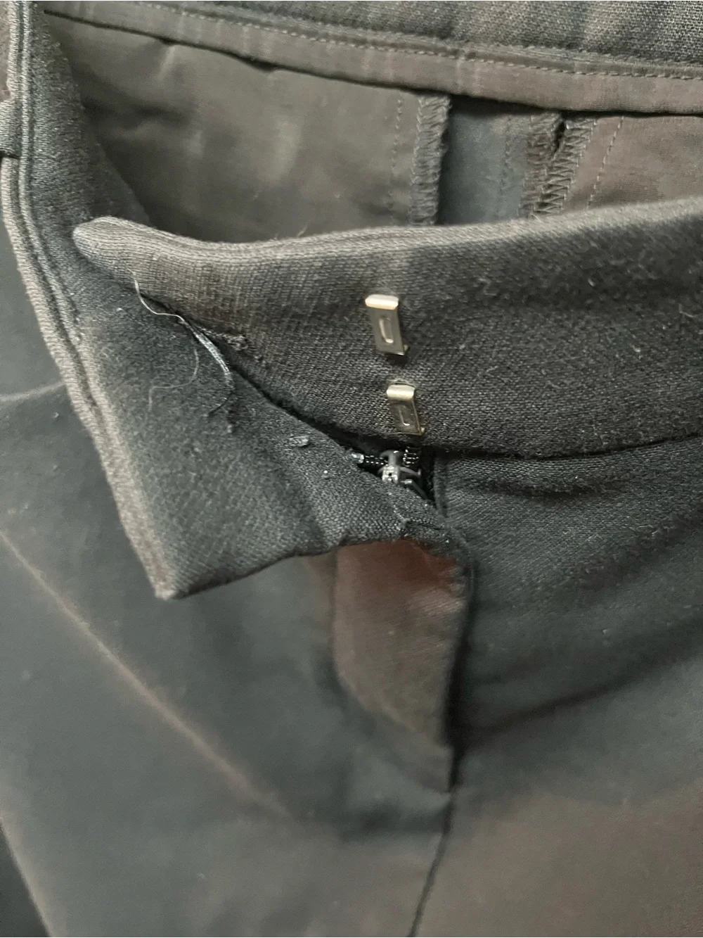 Abercrombie & Fitch sleek black