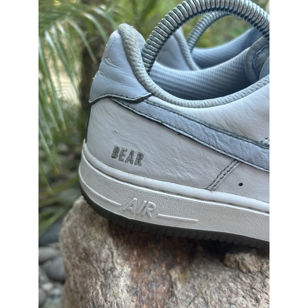 Nike style y2k